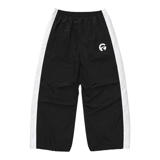 ESSENTIAL NYLON SWEATS-BLACK